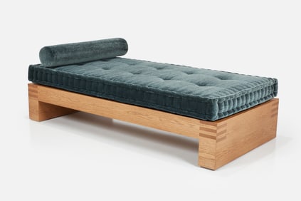 Custom, Daybed