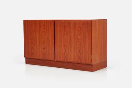 Danish, Cabinet