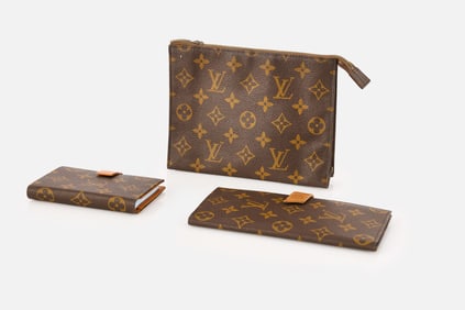 Louis Vuitton / Saks Fifth Avenue, Accessories (3)