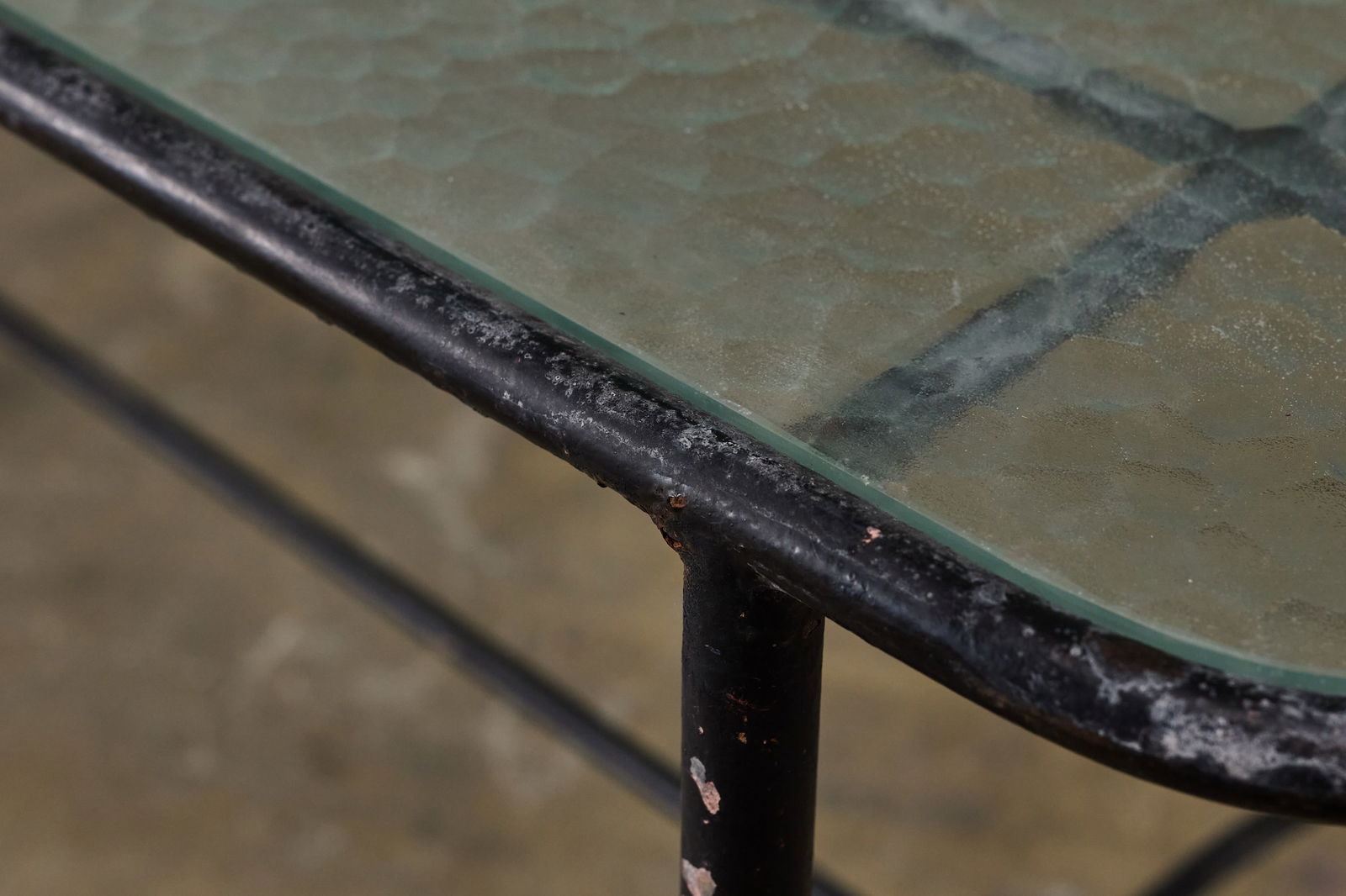 Robert Lewis, Dining Table - 11