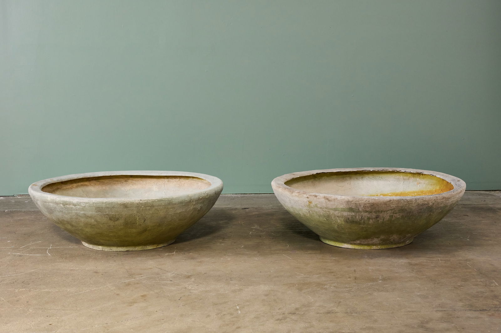 Modern, Monumental Planters (2): MODERN Pair of monumental planters, 1970s Painted fiberglass. Each: 13" H x 42" Diameter