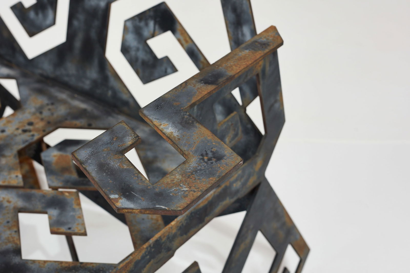 Postmodern, Settee - 4