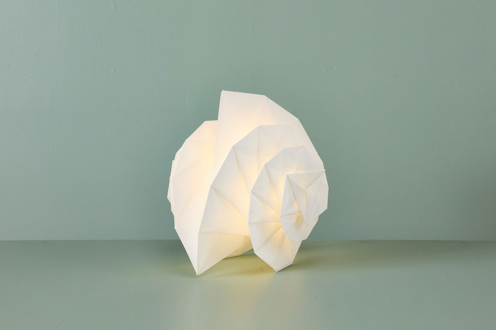 Issey Miyake, 'Mendori' Table Lamp: ISSEY MIYAKE 'Mendori' lamp, from the 'IN-EI' series, 2010 PET, methacrylate, aluminum, steel. Manufactured by Artemide, Milan. Together with original box. 17.25" H x