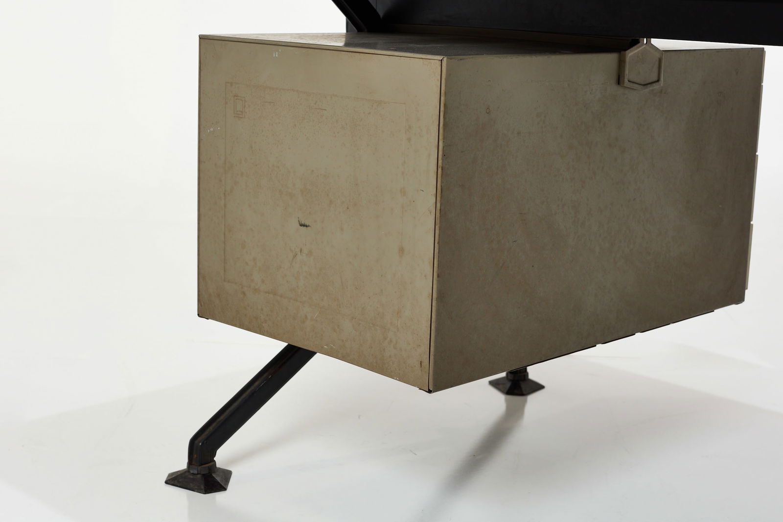 Studio BBPR, 'Arco' Desk - 12
