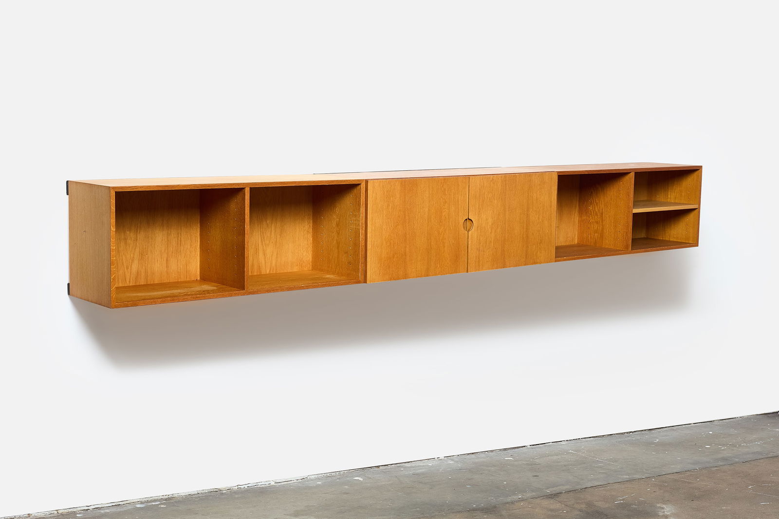 Bramin, Wall-Mount Cabinets (3) - 2