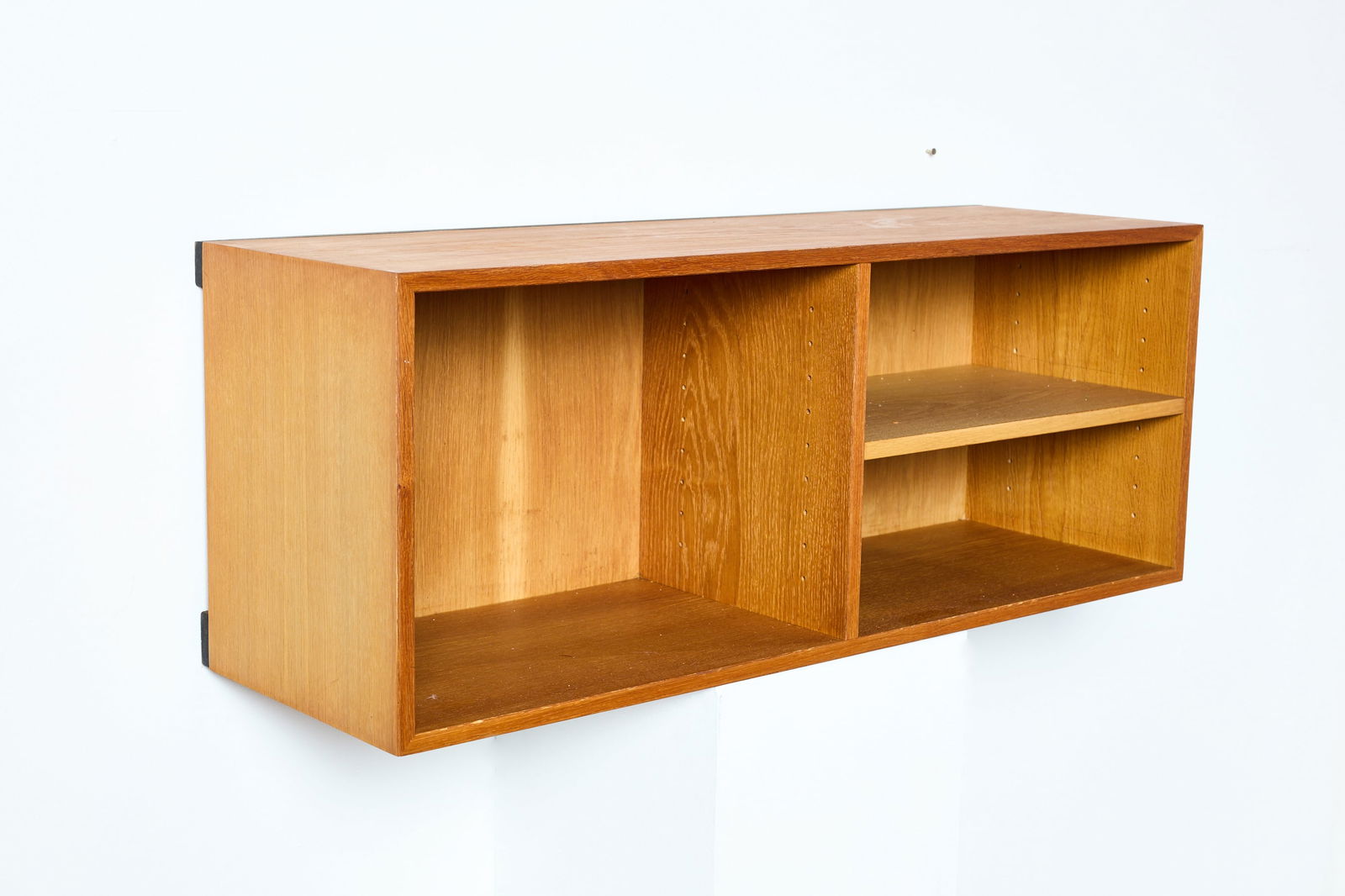 Bramin, Wall-Mount Cabinets (3) - 5