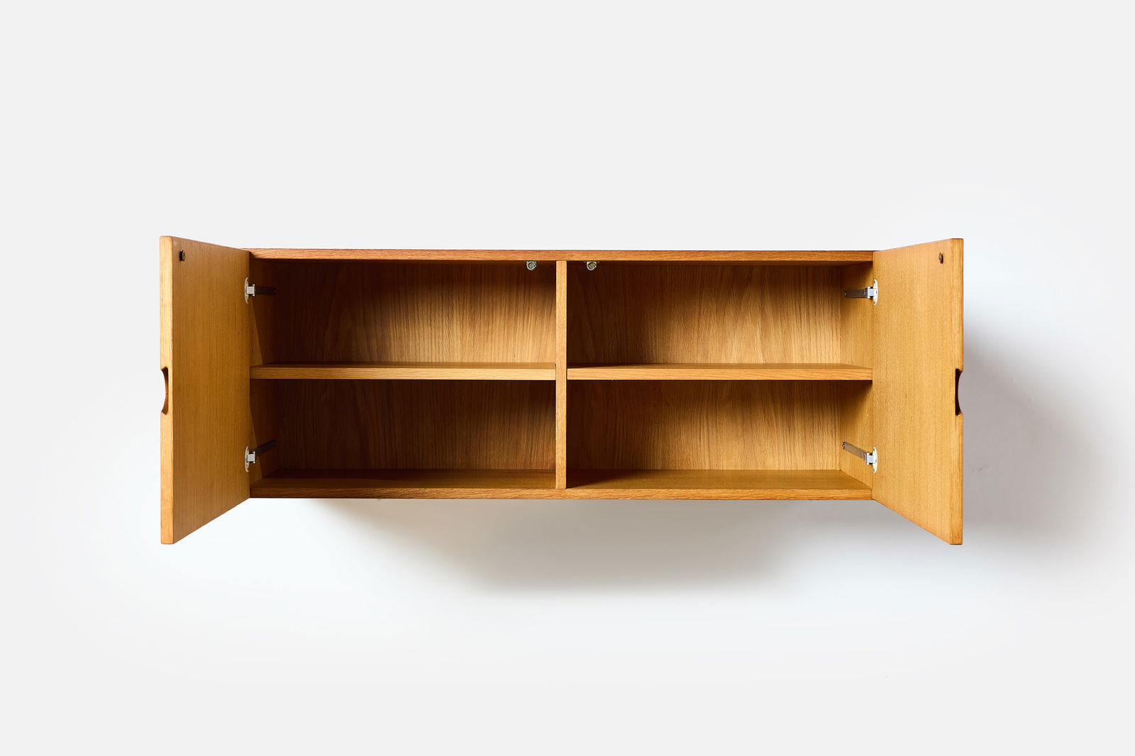 Bramin, Wall-Mount Cabinets (3) - 8