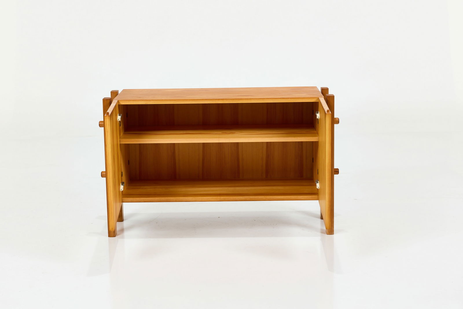 Poul Hundevad, Petite Cabinets (2) - 4