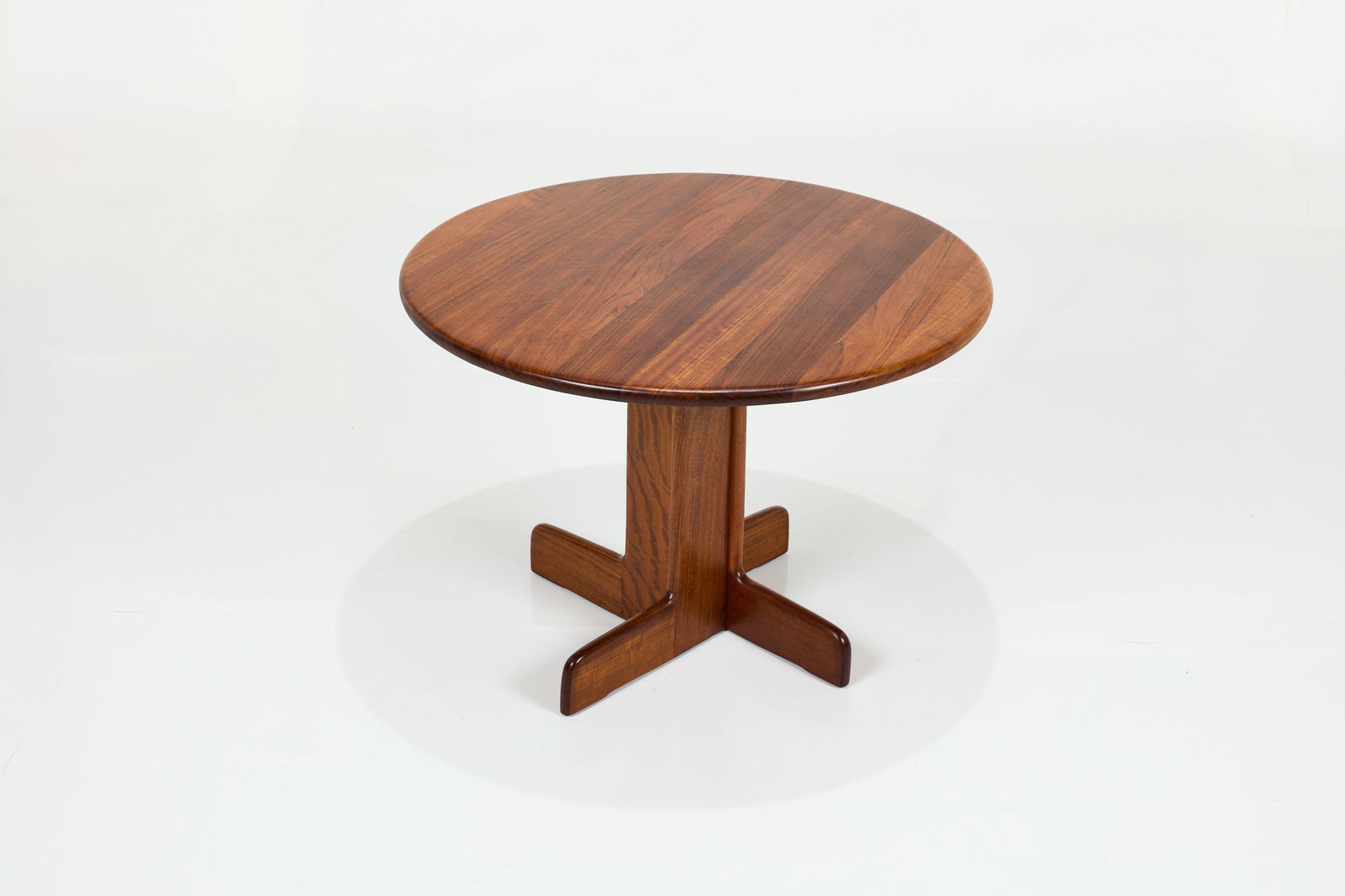 Gerald McCabe, Dining Table - 2