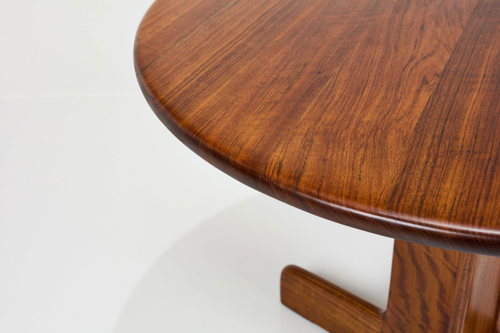 Gerald McCabe, Dining Table - 5