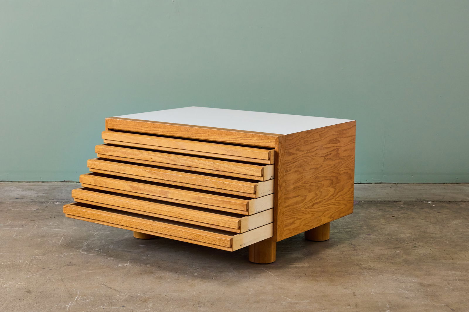 Modern, Flat File - 4