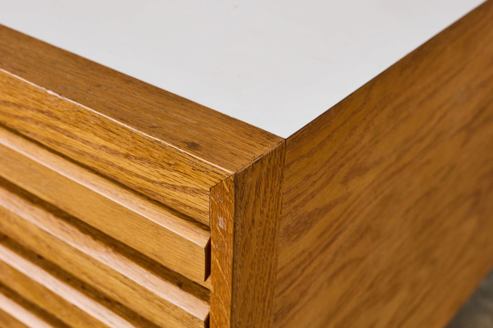 Modern, Flat File - 6