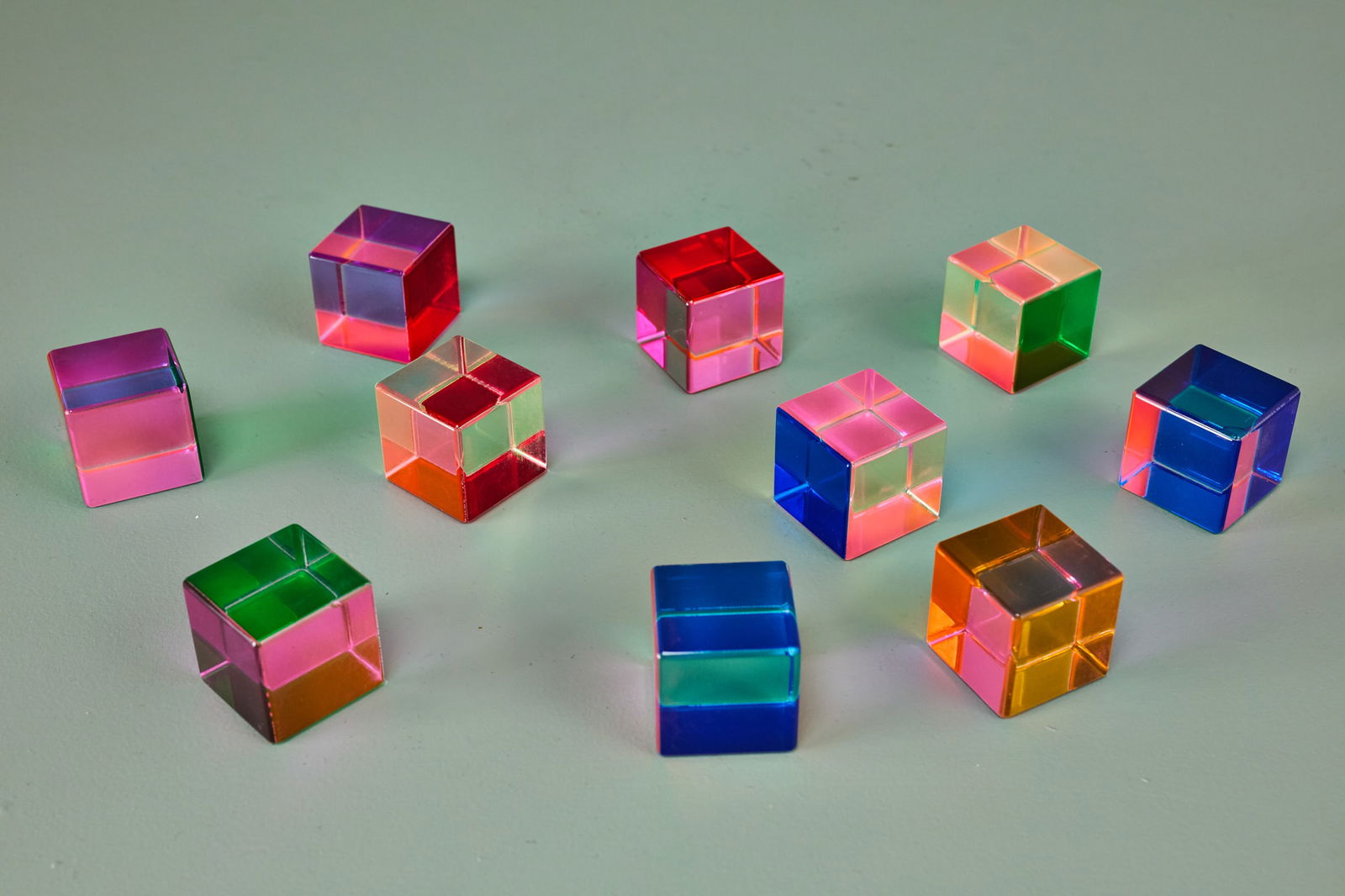 Vasa (Velizar Mihich), Cubes (10) (1 of 8)