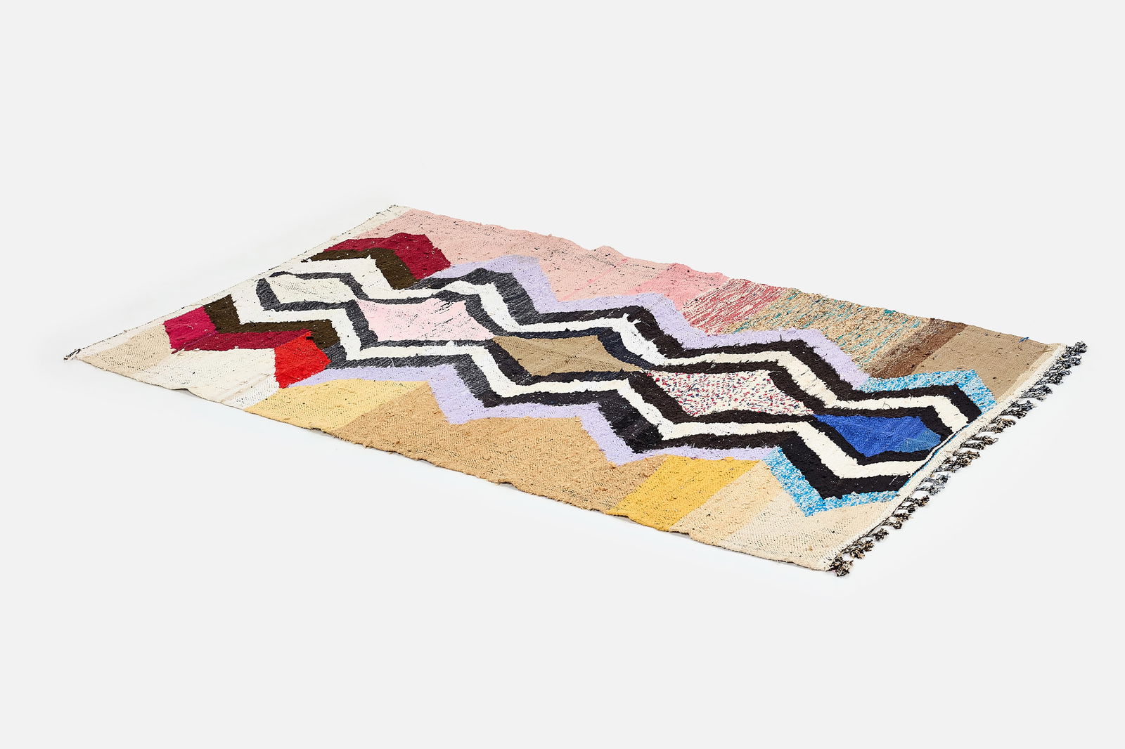 Moroccan, Kilim Boucherouite Area Rug (7' 5" x 4' 7"): MOROCCAN Kilim Boucherouite area rug Hand-woven wool. 89" x 55"