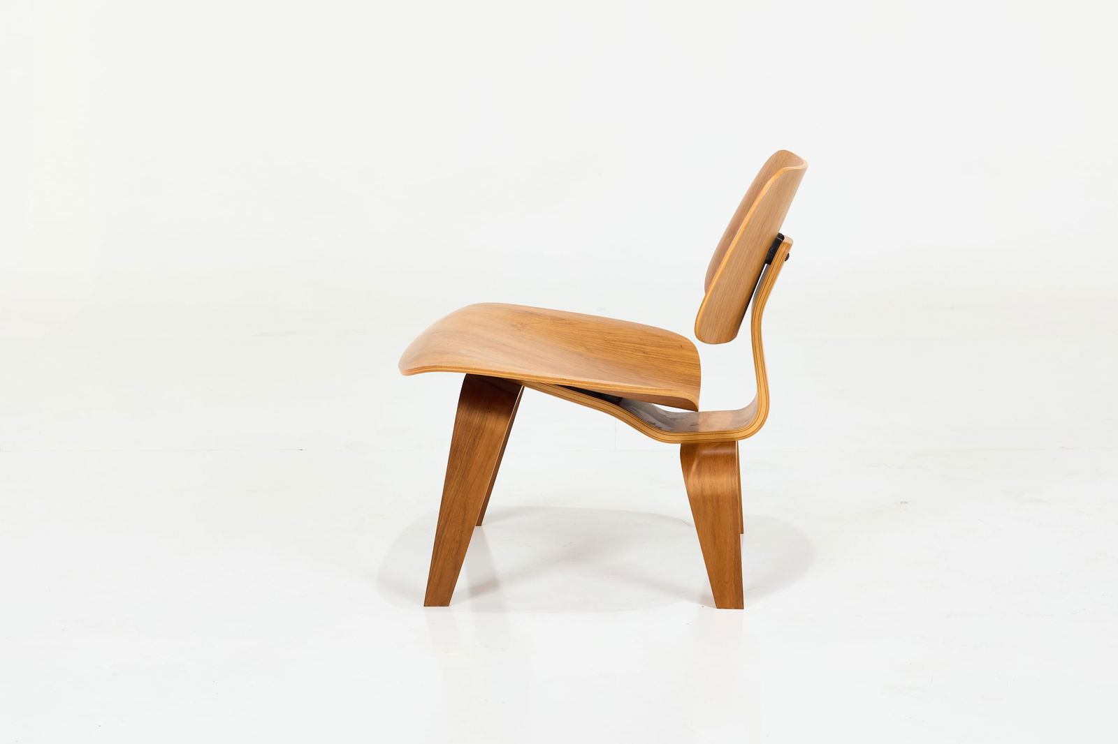 Charles + Ray Eames, 'LCW' Chairs (2) - 3