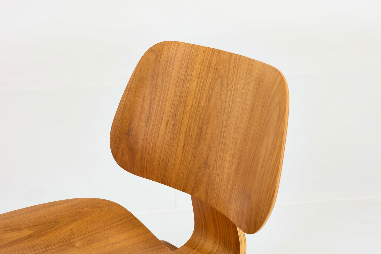Charles + Ray Eames, 'LCW' Chairs (2) - 5