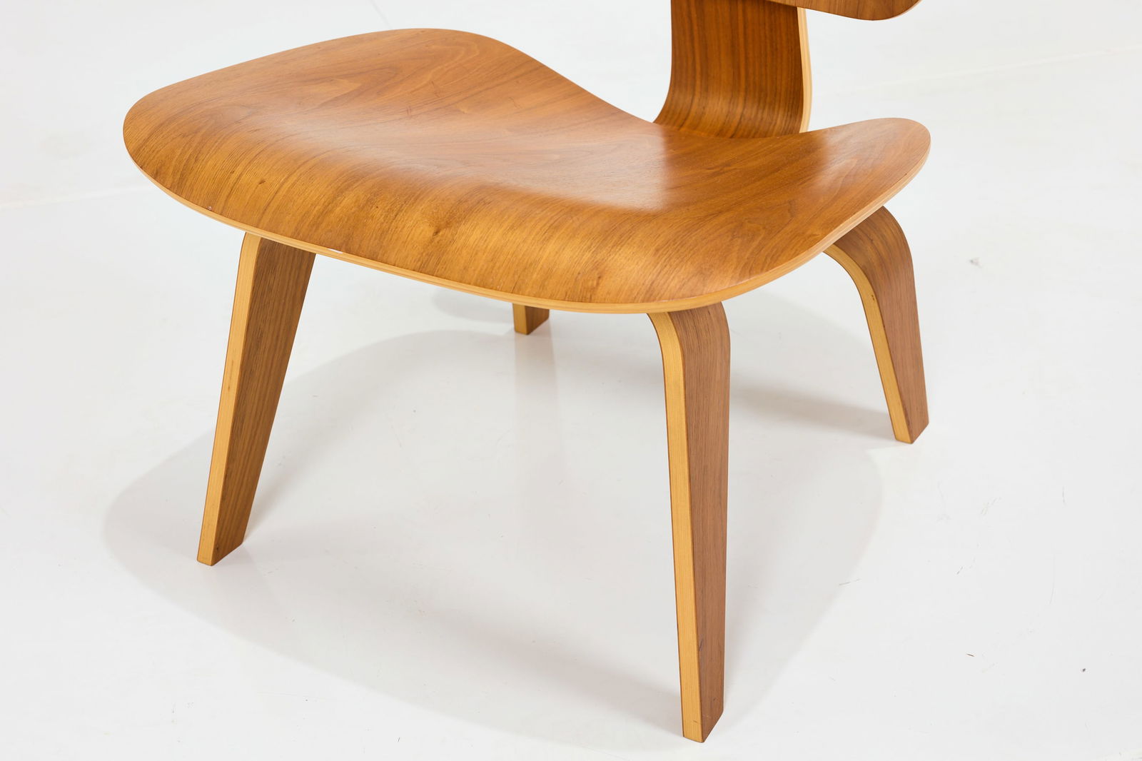 Charles + Ray Eames, 'LCW' Chairs (2) - 6