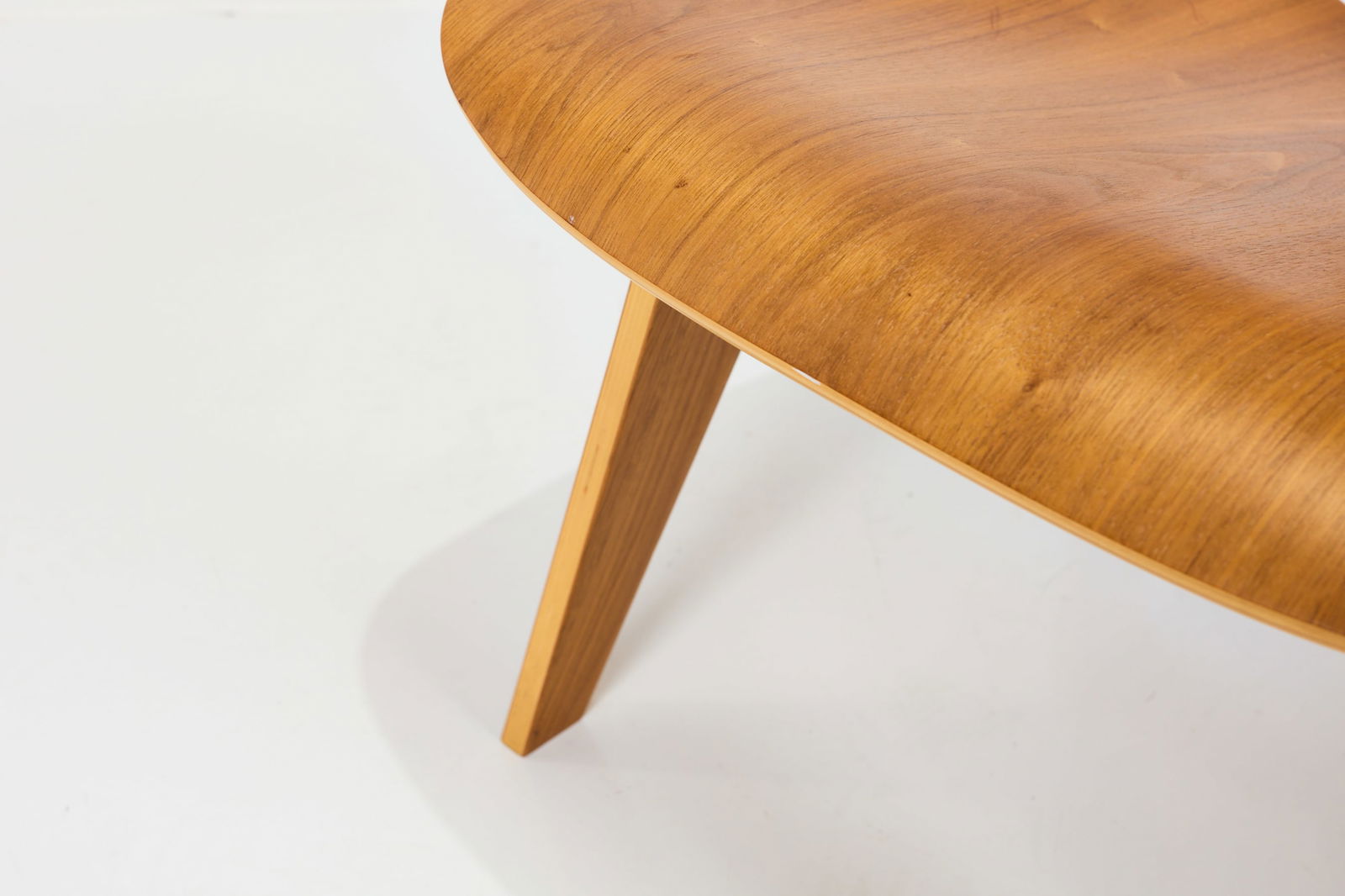 Charles + Ray Eames, 'LCW' Chairs (2) - 7