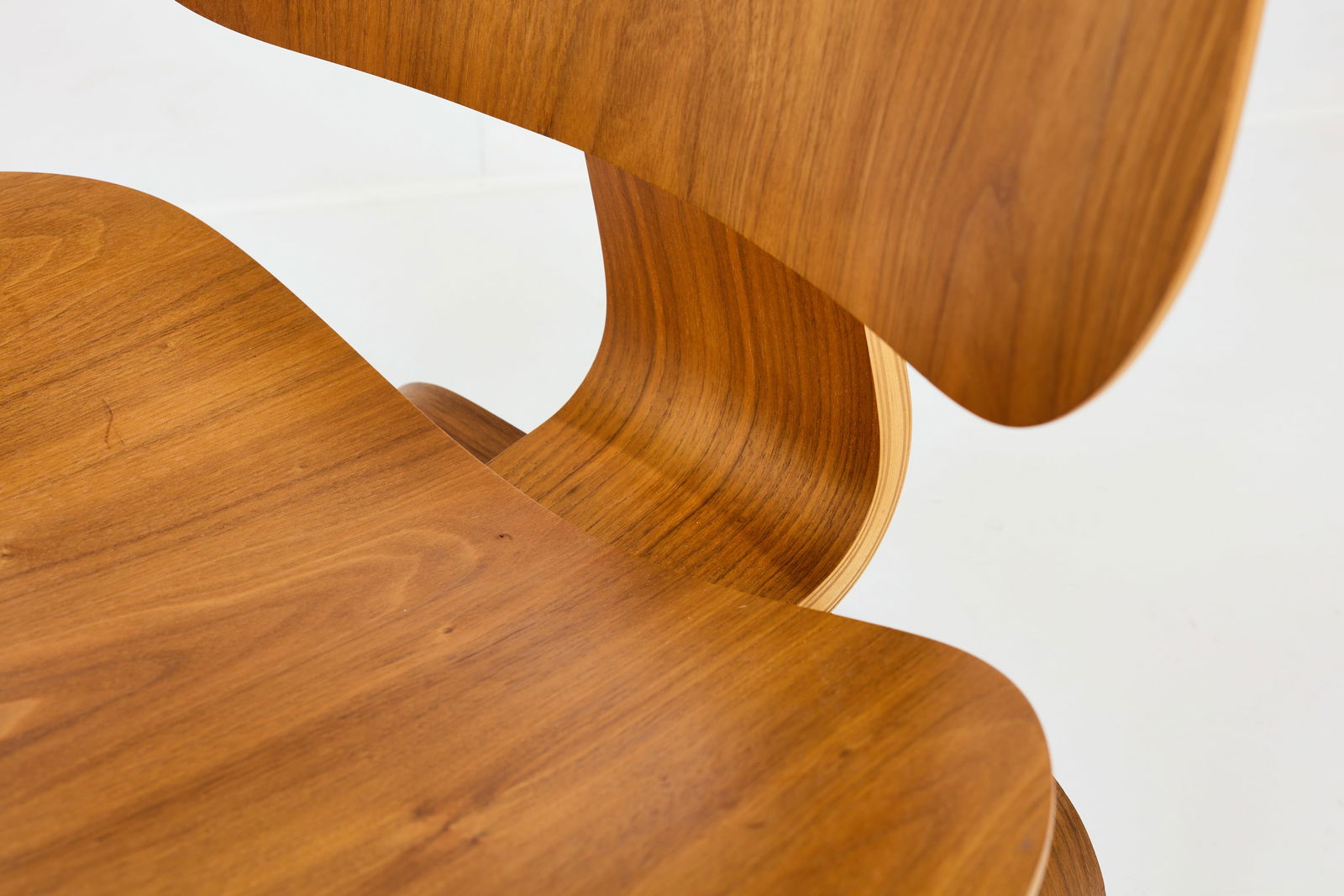 Charles + Ray Eames, 'LCW' Chairs (2) - 8