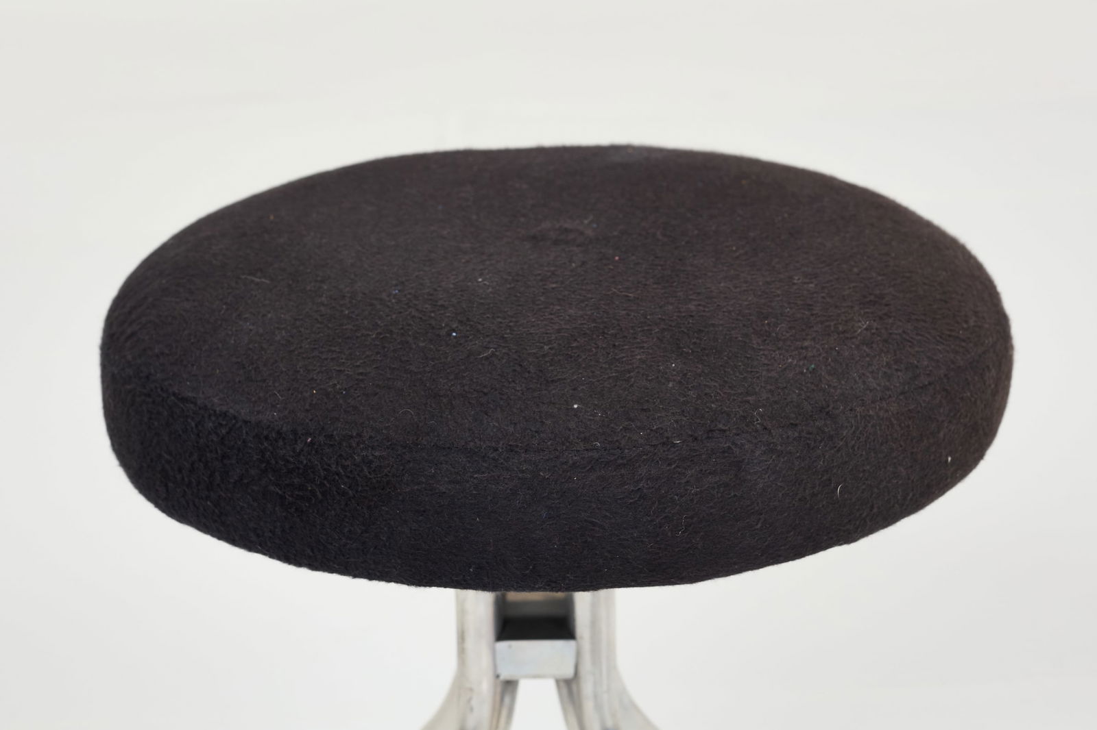 Alexander Girard, Stools (2) - 3