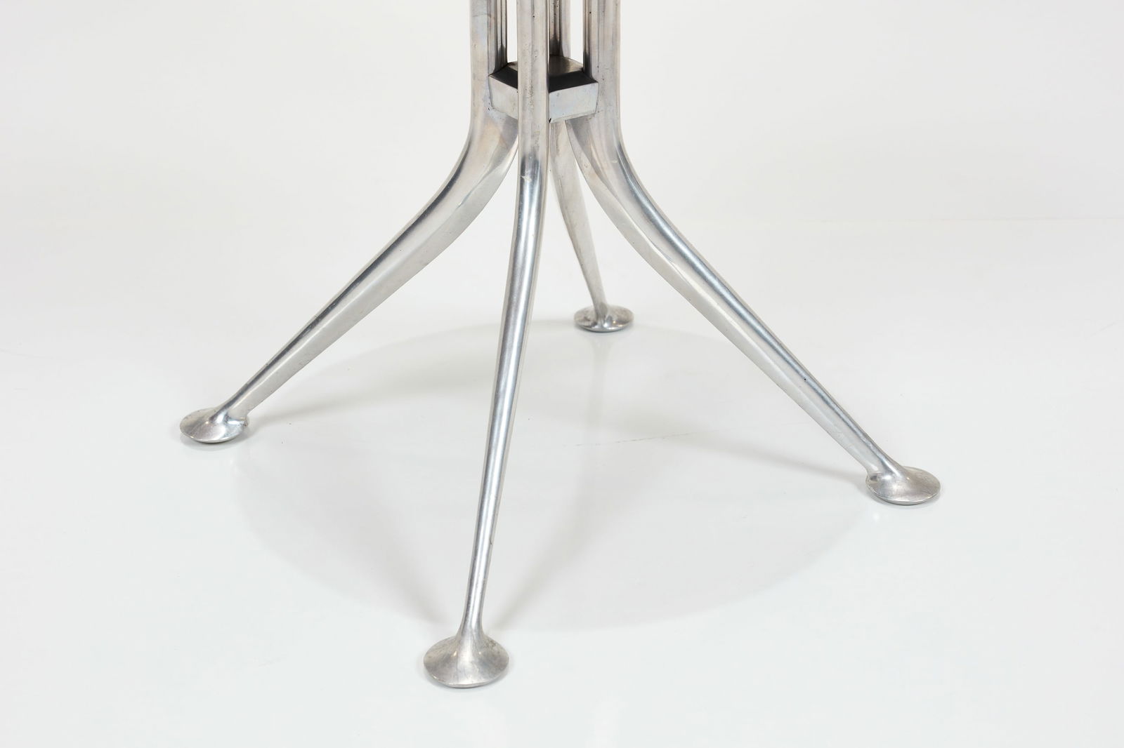 Alexander Girard, Stools (2) - 5