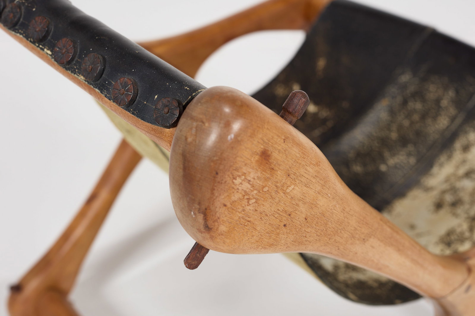 Don Shoemaker, Sling Chairs (2) - 9