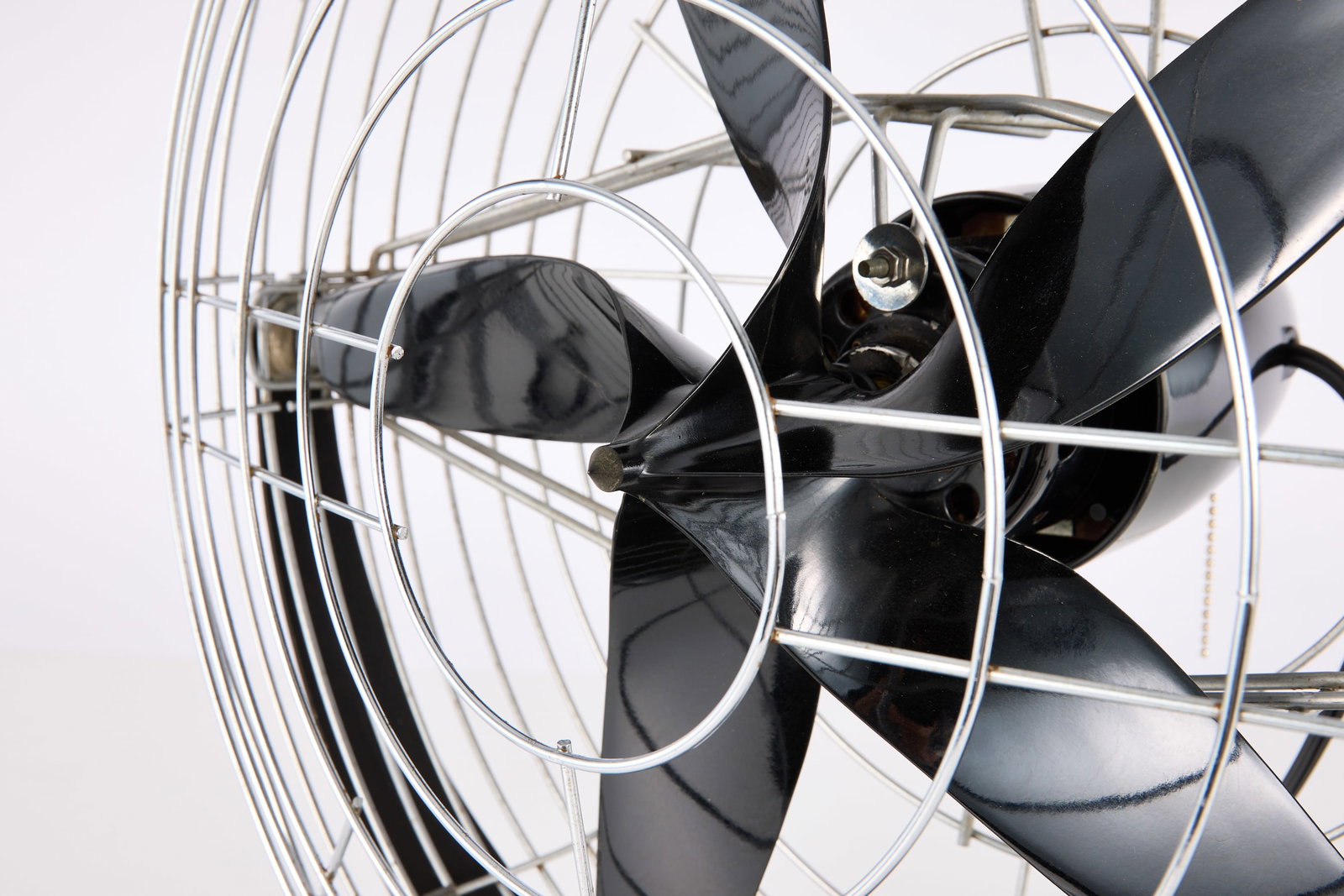 Max Weber, Roto-Beam Table Fan - 8