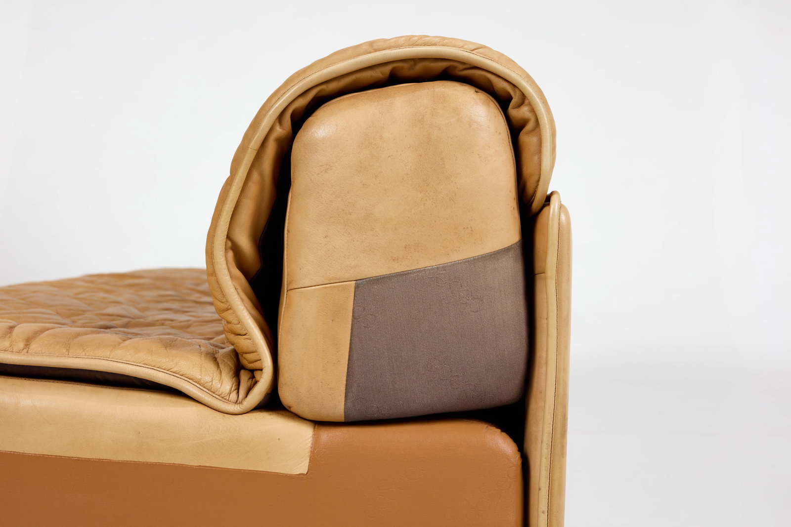 DeSede, Armless Sofa - 11