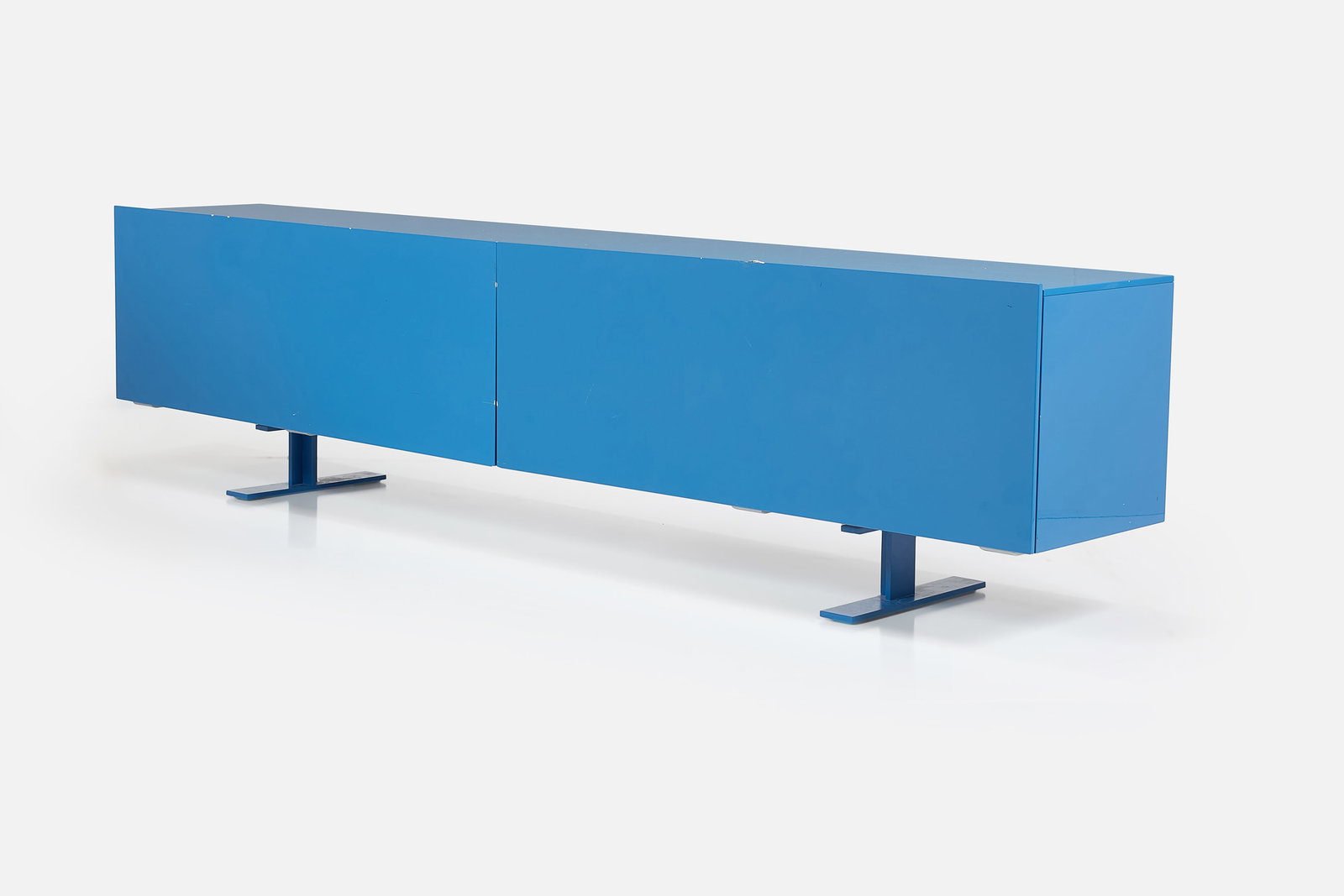 Giuilio Cappellini, 'Luxor' Cabinet: GIULIO CAPPELLINI 'Luxor' cabinet, 2000s Lacquered wood, lacquered metal. Manufactured by Cappellini, Italy. 26.75" H x 106.5" W x 18" D 