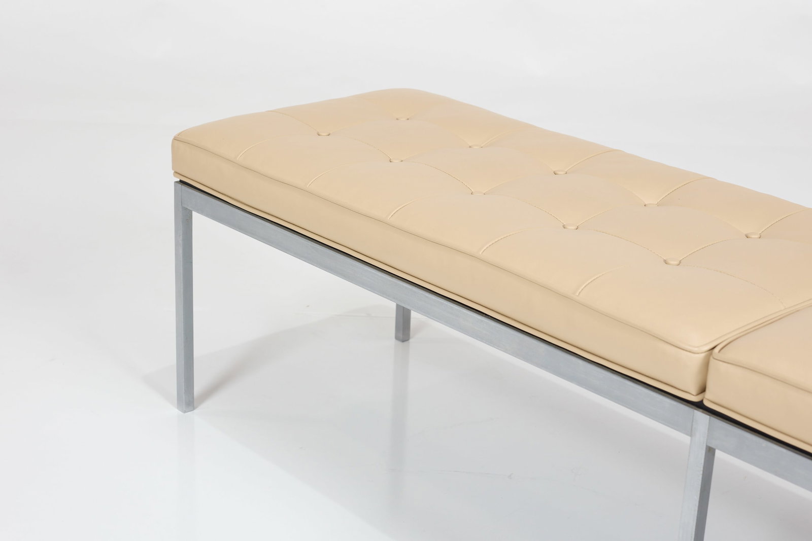 Florence Knoll, Bench - 3