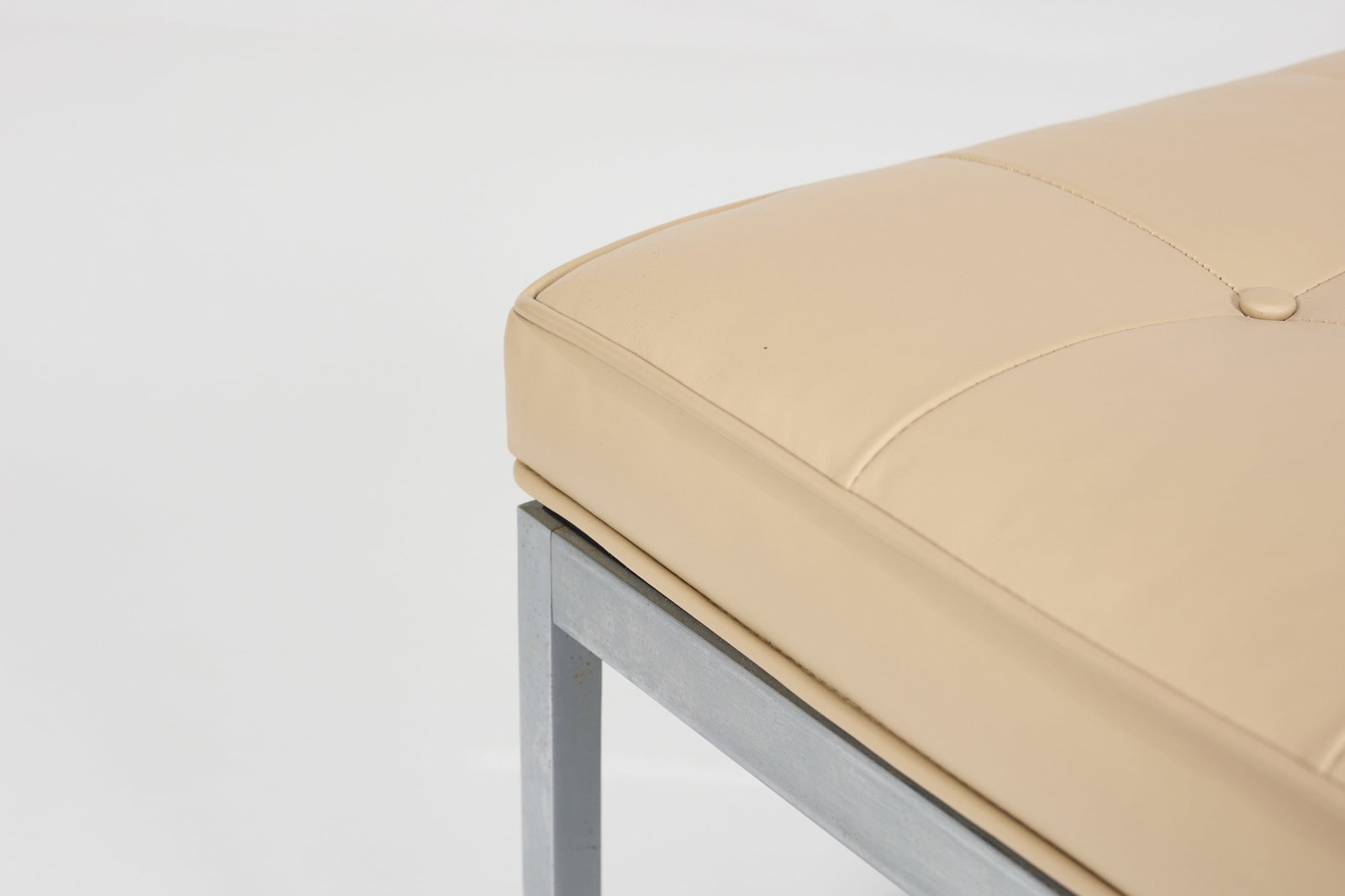 Florence Knoll, Bench - 4