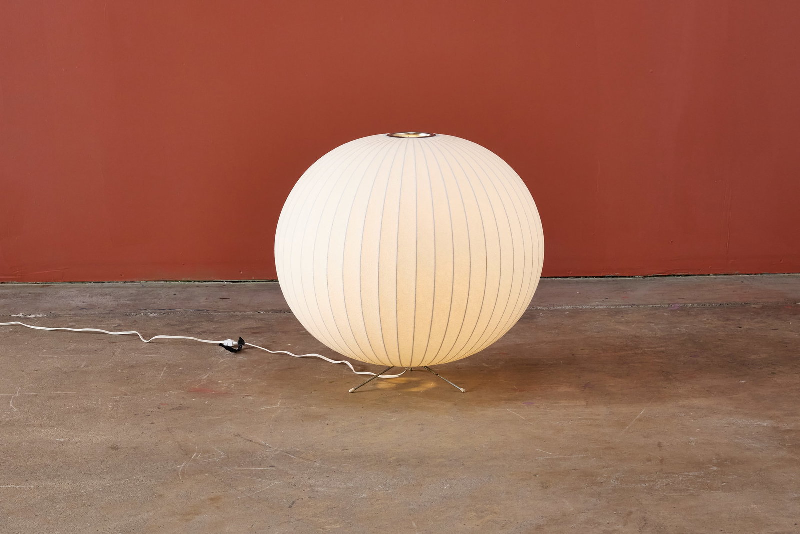 George Nelson + Associates, Large 'Bubble' Table Lamp (1 of 8)