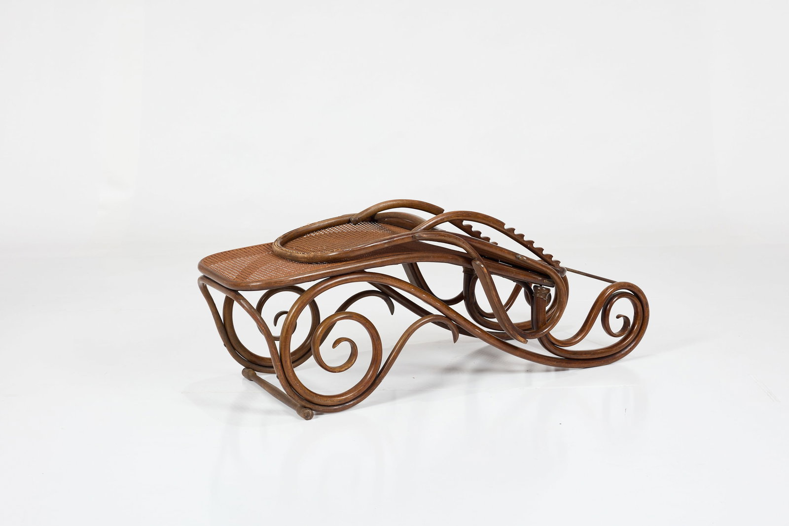 Thonet, Chaise Lounge - 3