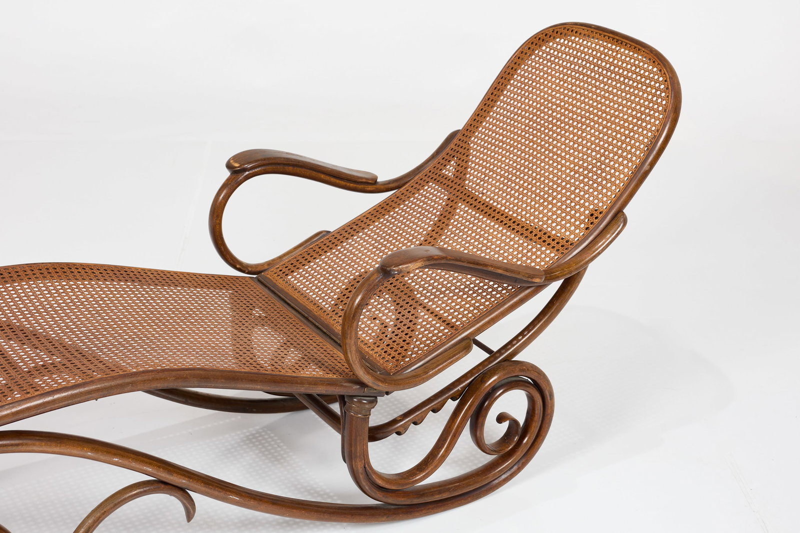 Thonet, Chaise Lounge - 5