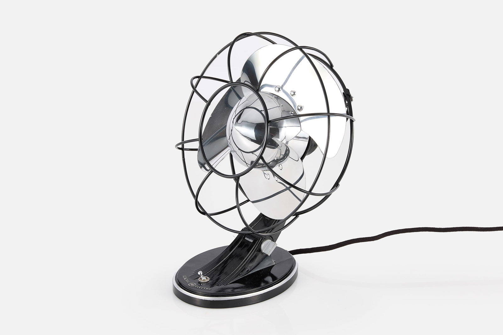 Gosling, Noble + Upson, 'Deluxe Quiet' Table Fan: GOSLING, UPSON + UPSON 'Deluxe Quiet' table fan, 1932 Steel, aluminum. Produced by General Electric, USA. 13" H x 10" W x 6" D Considered the first modern