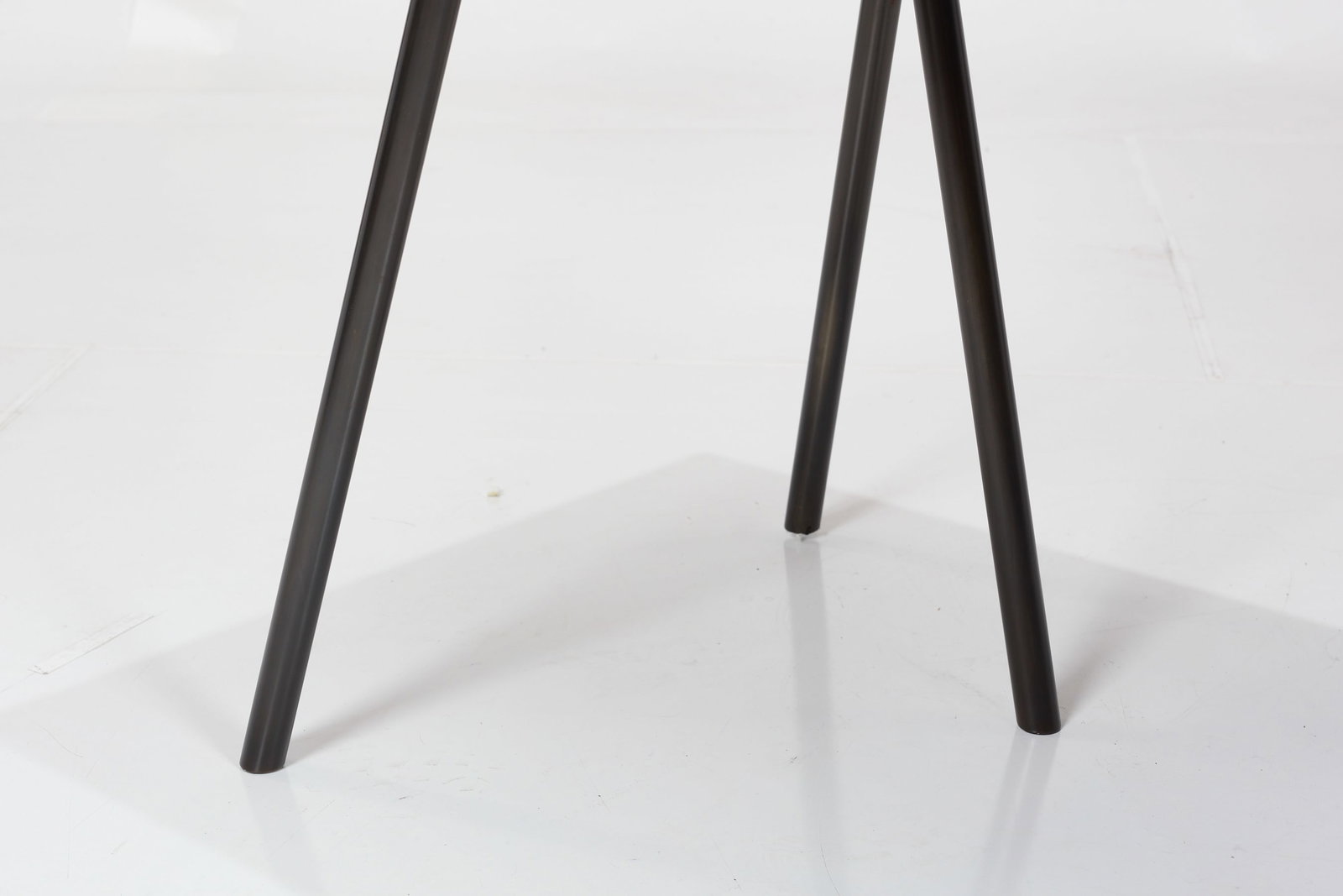 Caste, Desk - 11