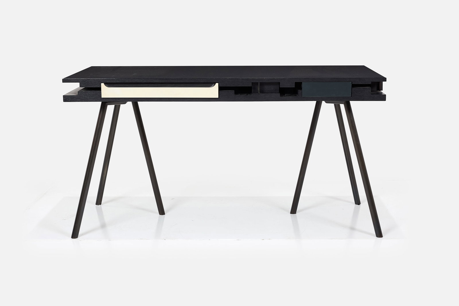 Caste, Desk - 2