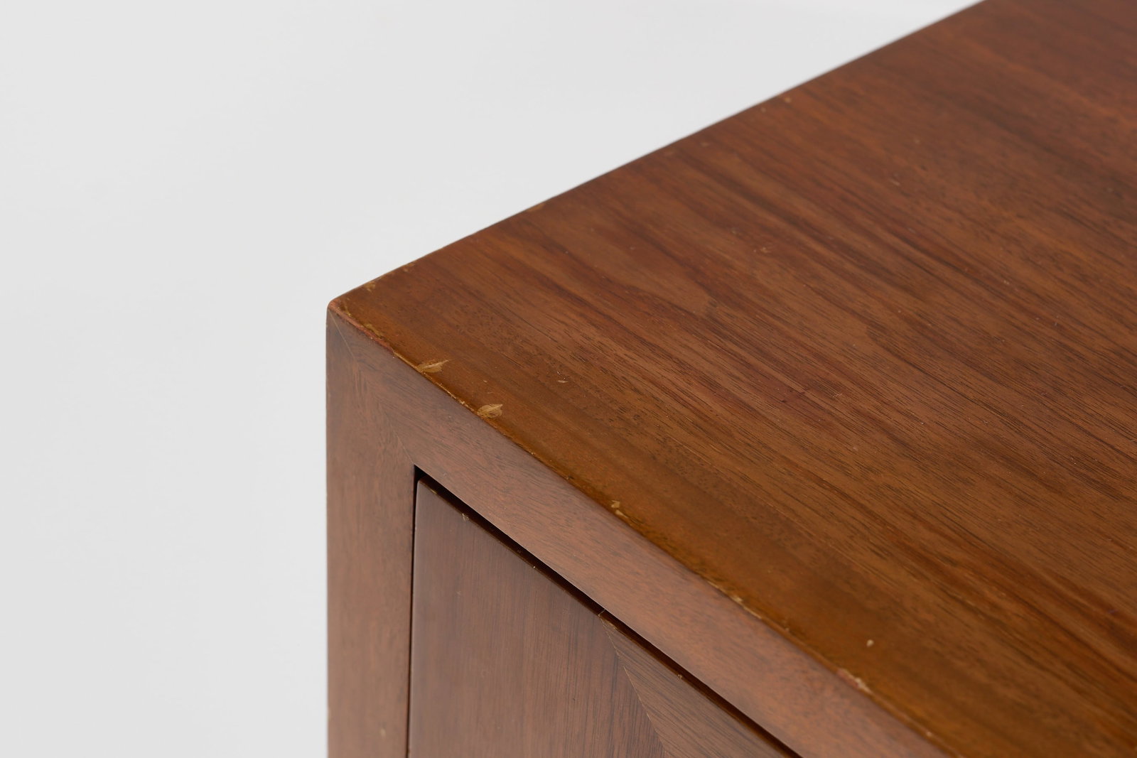 Maurice Bailey, End Table - 4