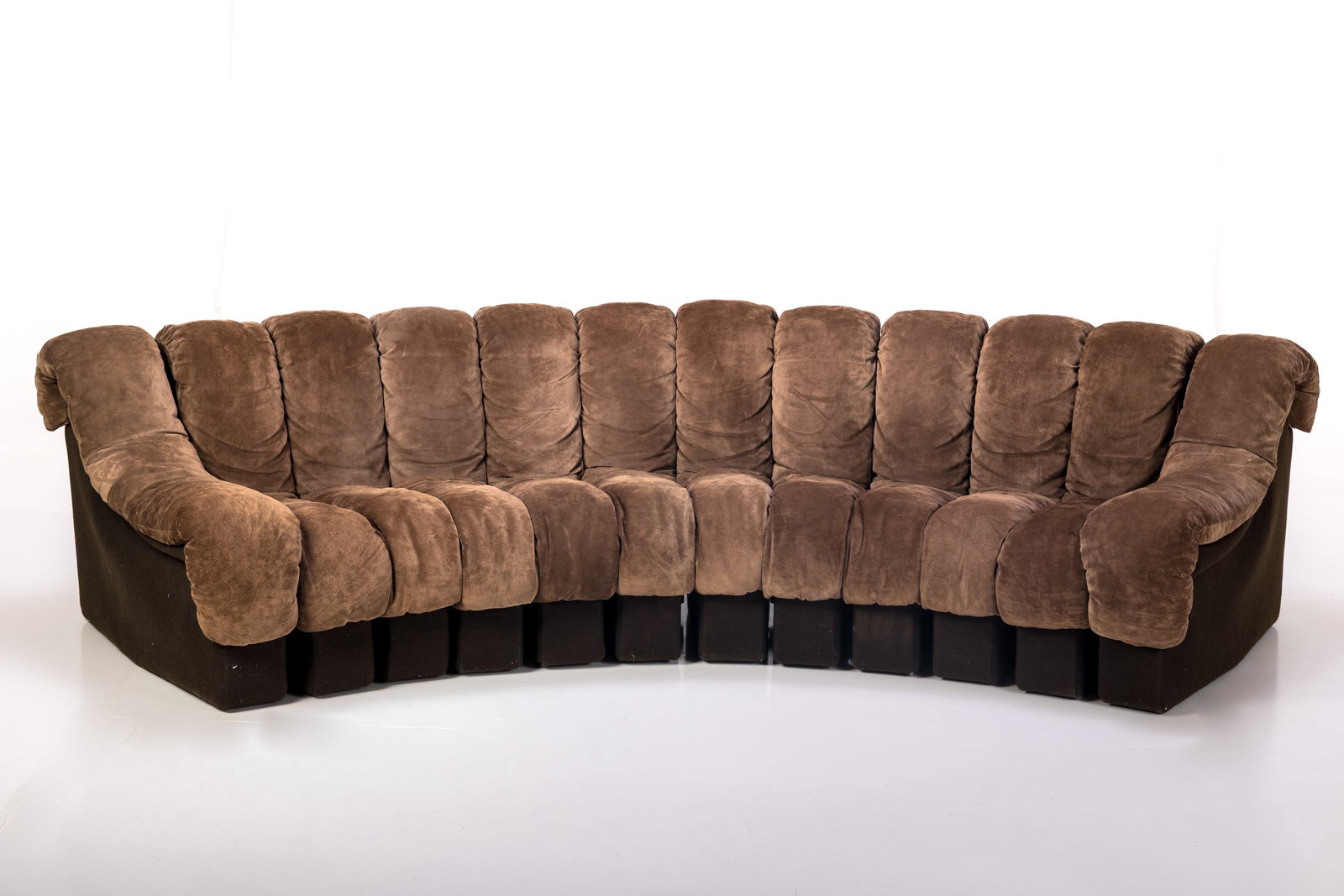 Berger, Peduzzi Riva, Ulrich + Vogt, 'Non-Stop' Sectional Sofa (12): UELI BERGER, ELENORE PEDUZZI RIVA, HEINZ ULRICH + KLAUS VOGT Twelve-part 'Non-Stop' sectional sofa, model no. DS600, 1970s Leather, felt, steel. Manufactured by De Sede, Switzerland,