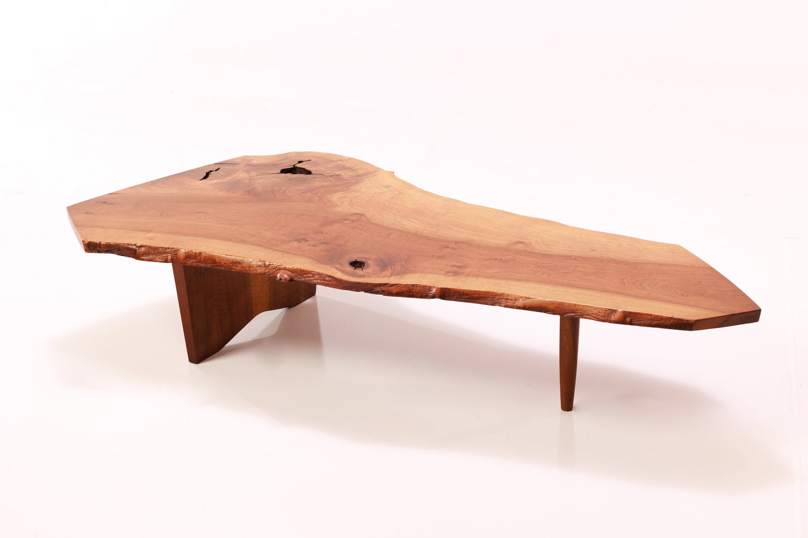 George Nakashima, Large 'Conoid' Coffee Table (1 of 12)