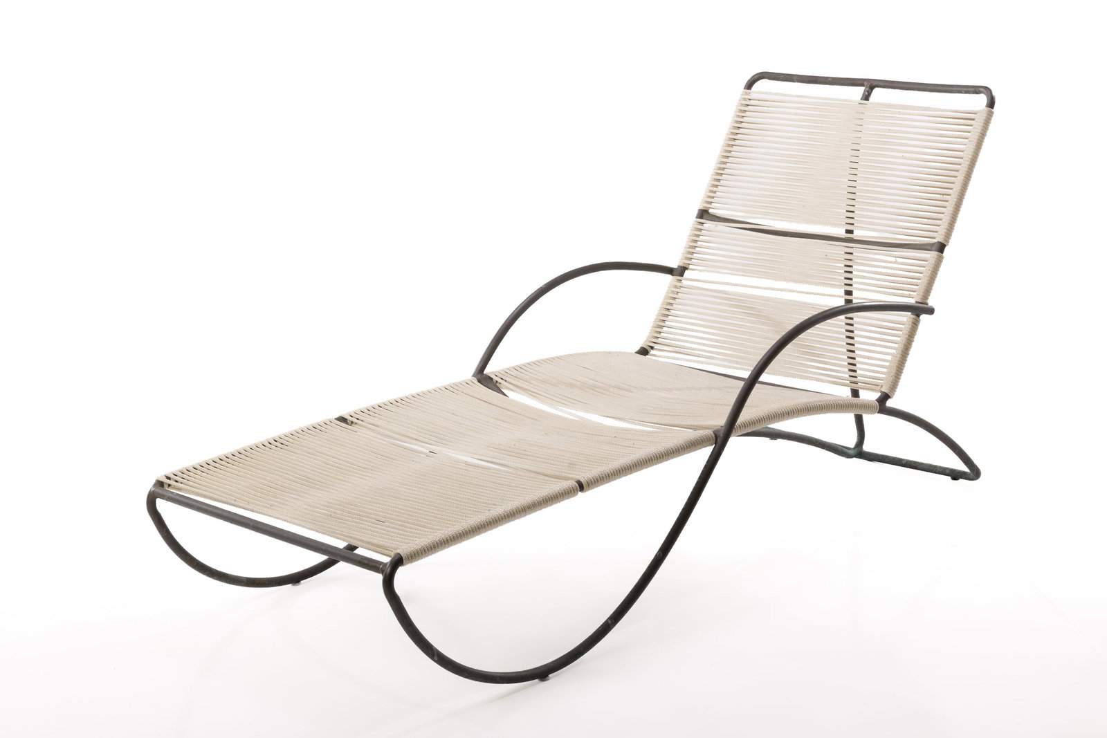 Walter Lamb, Chaise Lounge: WALTER LAMB Chaise lounge, model no. C-4700, ca. 1952 Tubular bronze, cotton rope. Manufactured by Brown Jordan, USA. Base with manufacturer's metal label. 31.75" H x 24"