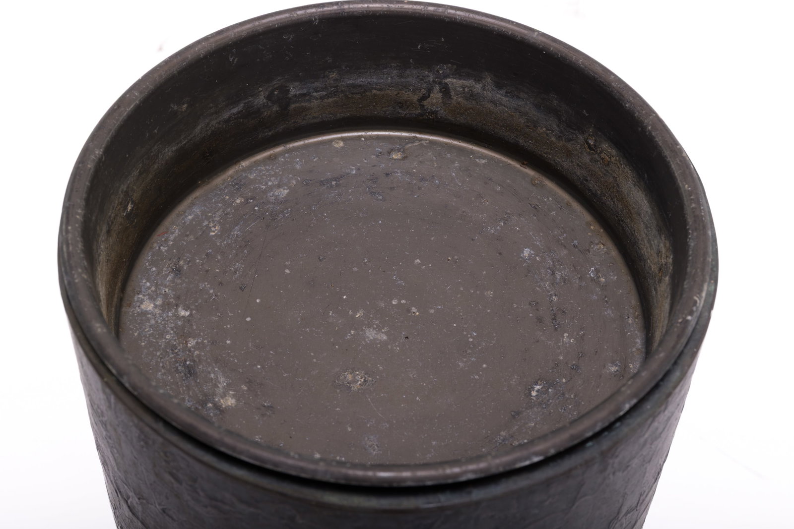 Forms + Surfaces, Urn - 4