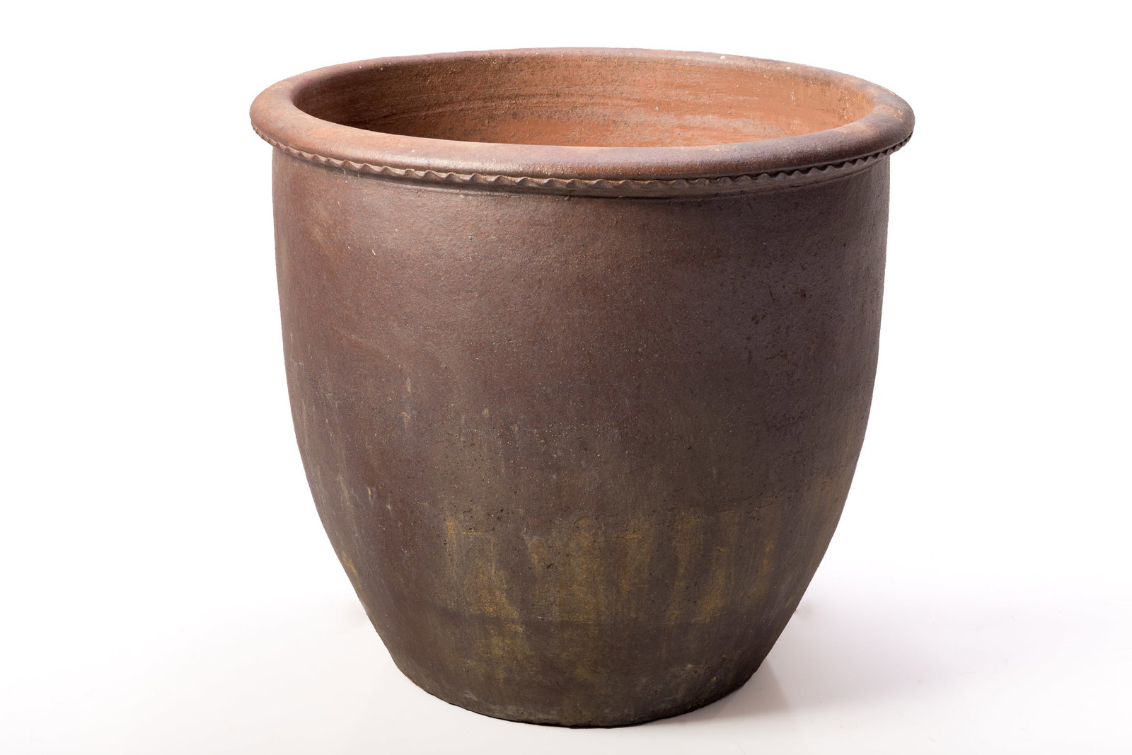 American, Monumental Planter: AMERICAN Monumental plater, 1970s Unglazed stoneware. 33" H x 36" Diameter