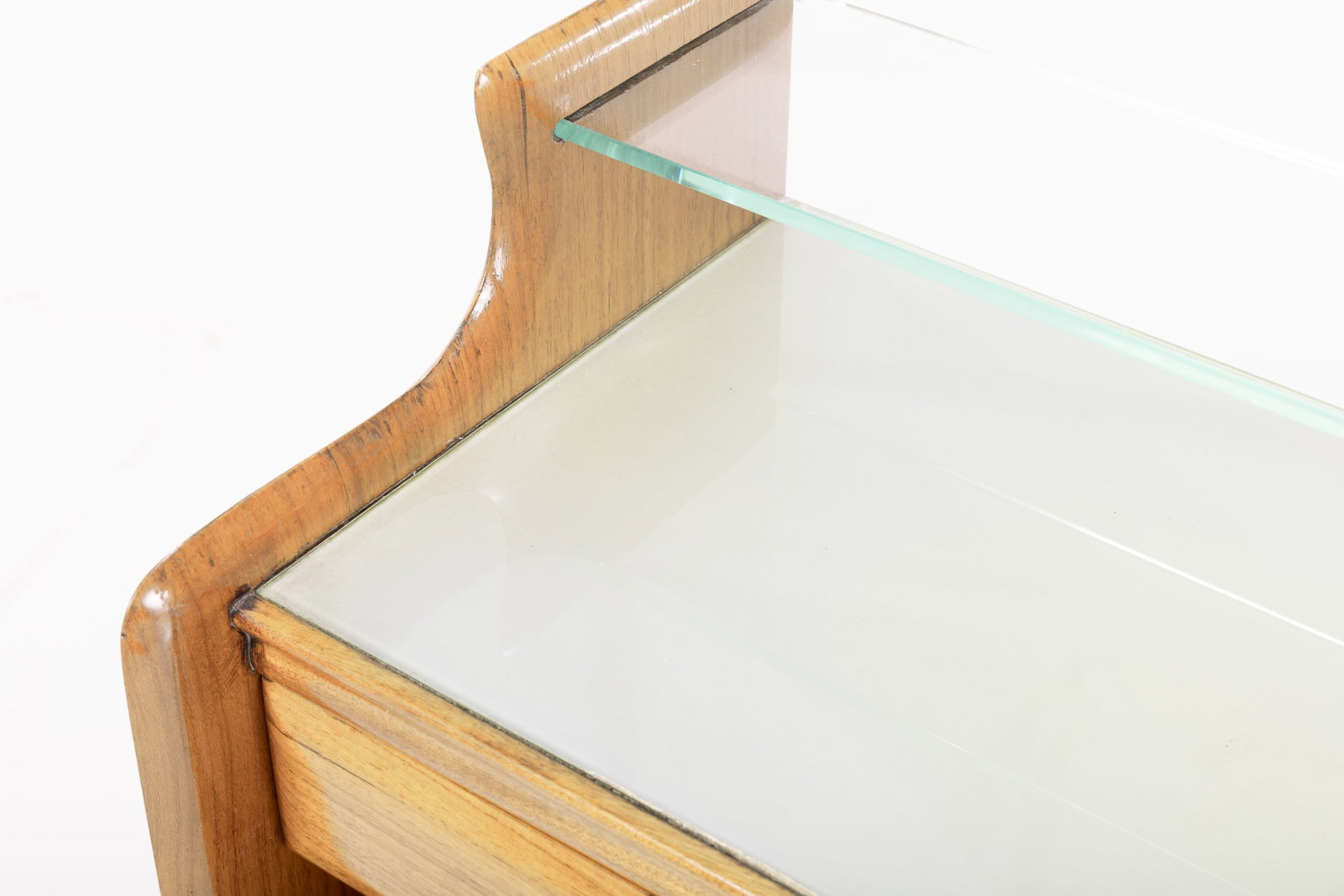 Italian, Nightstands (2) - 17
