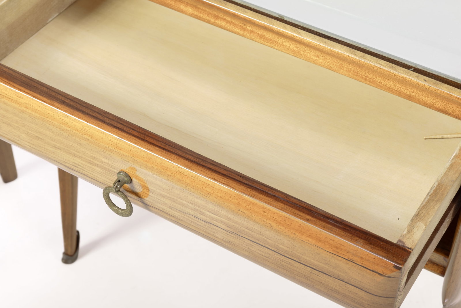 Italian, Nightstands (2) - 18
