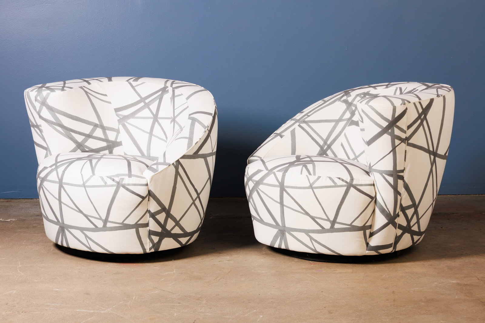 Vladimir Kagan, 'Corkscrew' Chairs (2) (1 of 6)