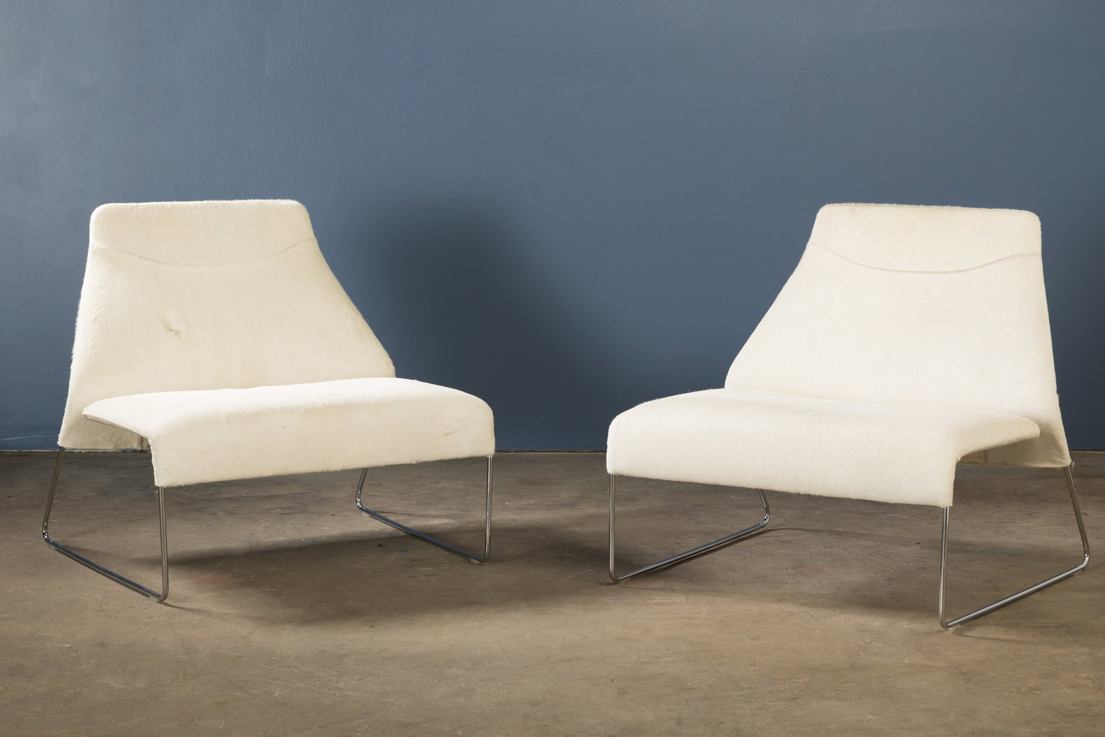 Patricia Urquiola, 'Lazy '05'' Lounge Chairs (2): PATRICIA URQUIOLA Pair of 'Lazy '05'' lounge chairs, Pony hide, chrome-plated steel. Manufactured by B&B Italia, Italy. Each: 30" H x 30" W x 29.5" D