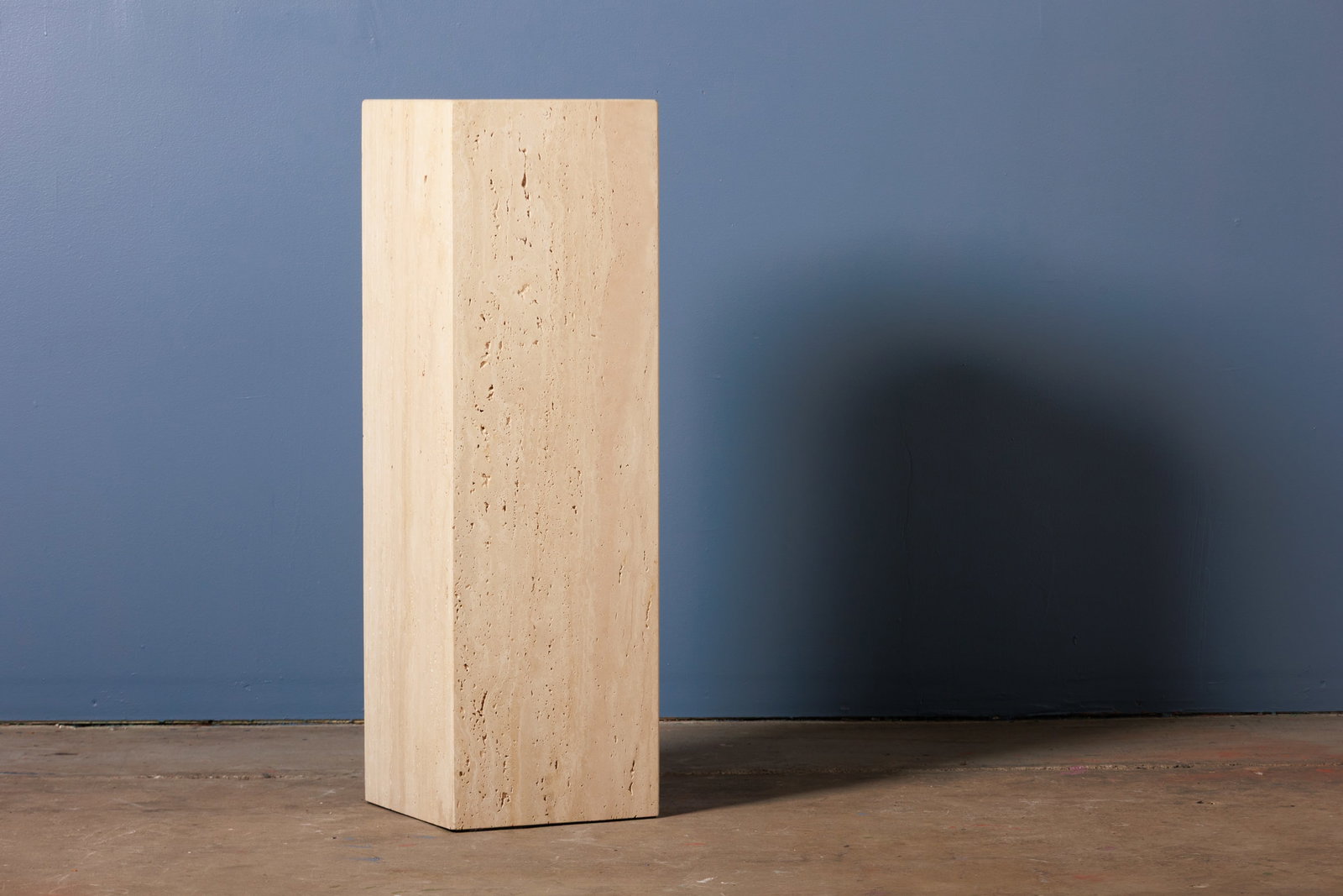 Form (LA), Square Pedestal - 2
