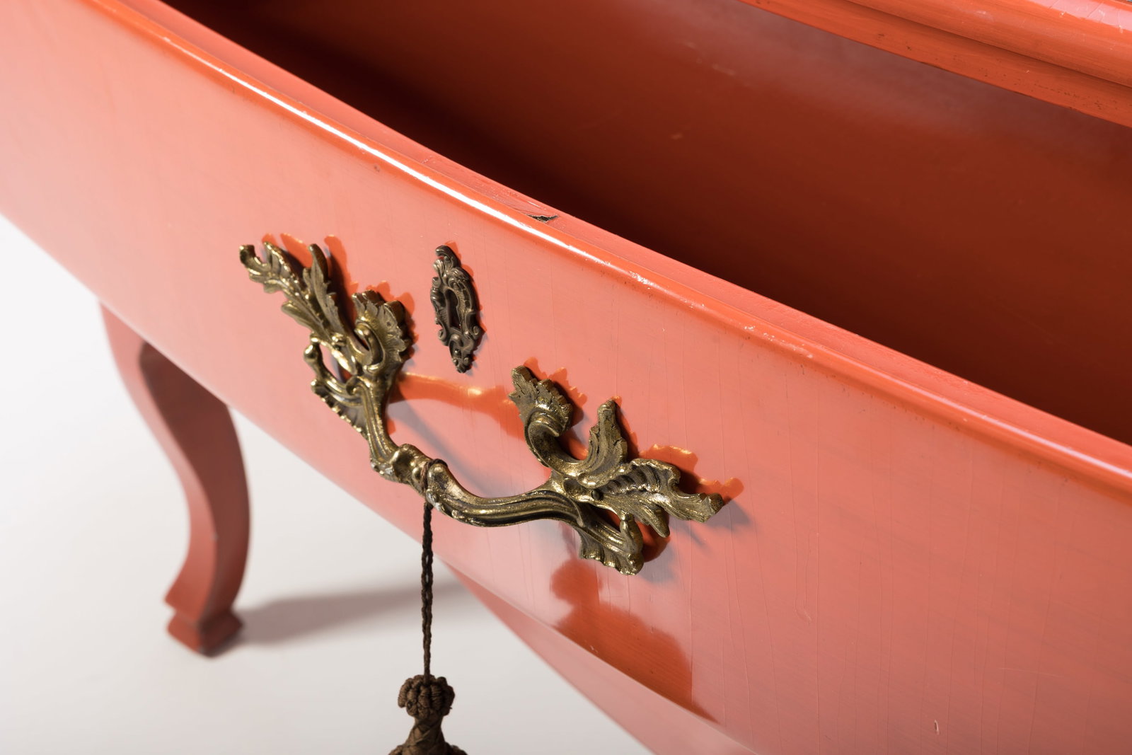 Contemporary, Large Chests (2) - 6