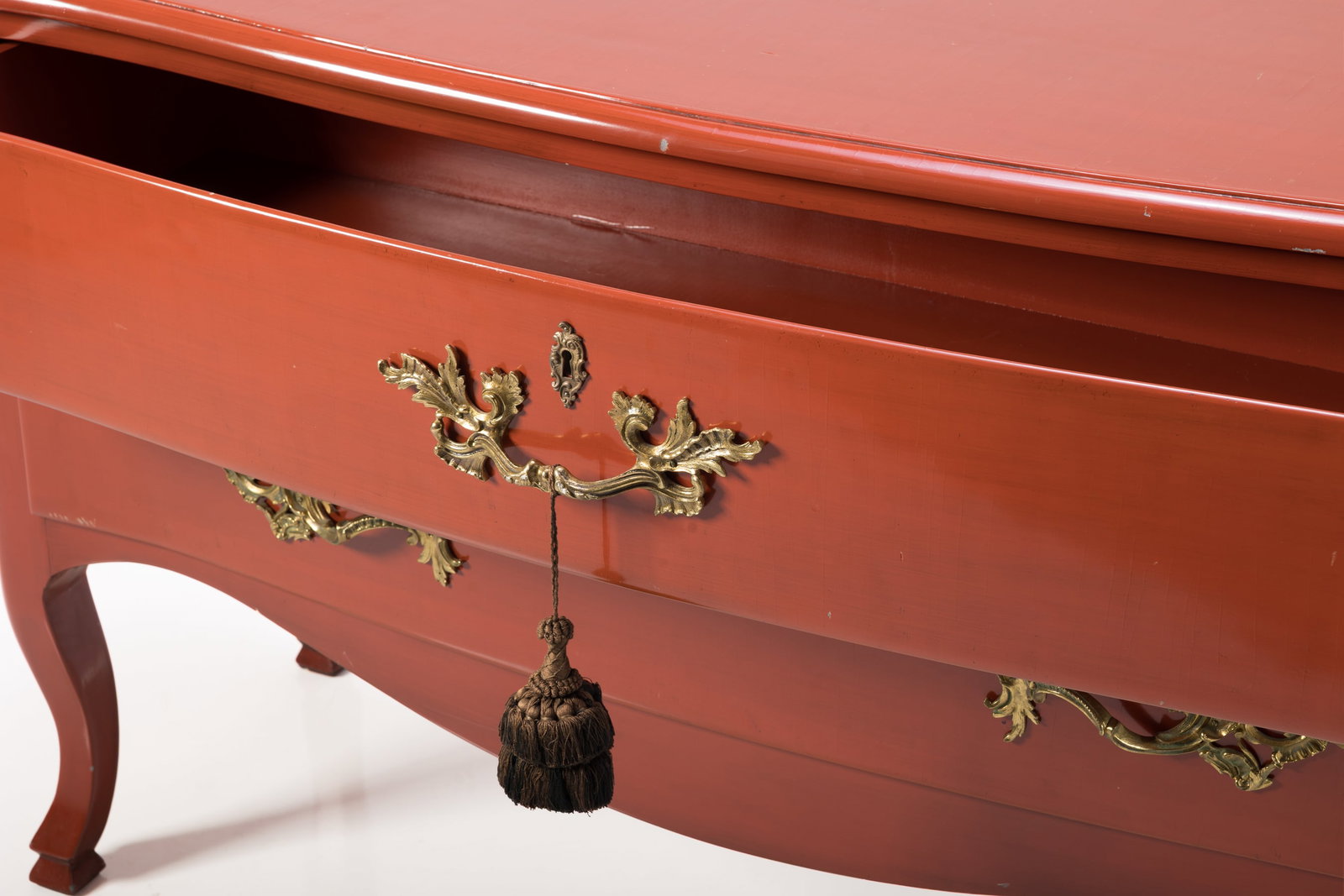 Contemporary, Large Chests (2) - 7